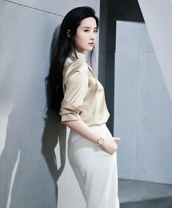 劉亦菲的生活照，顏值依舊線上