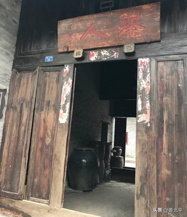 廣西唯一有皇后安葬的地方,是一座美麗的古鎮素有“小南寧”之稱 廣西唯一有皇后安葬的地方,是一座美麗的古鎮素有“小南寧”之稱