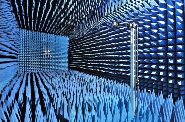 坐飛機都要手機關機，中國為何能&OpenCurlyDoubleQuote;太空授課&rdquo;，不怕電磁干擾嗎？