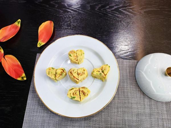 我在情人節煎了個蛋，曬朋友圈火了，網友：有情調的女人