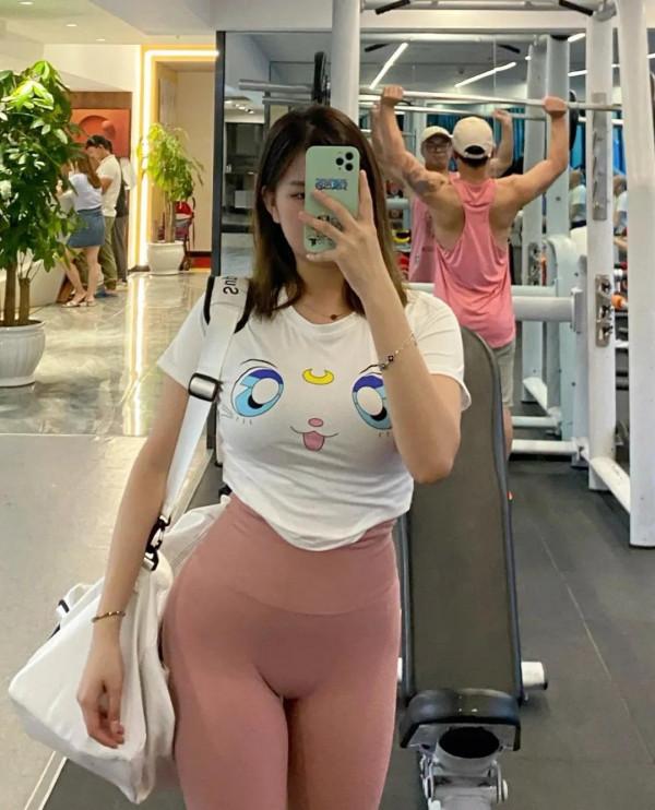 瑜伽褲像秋褲外穿？