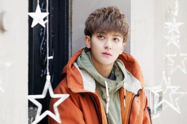 只有整容才能變臉？這些逆襲的男星，完美詮釋了“無痛變帥”