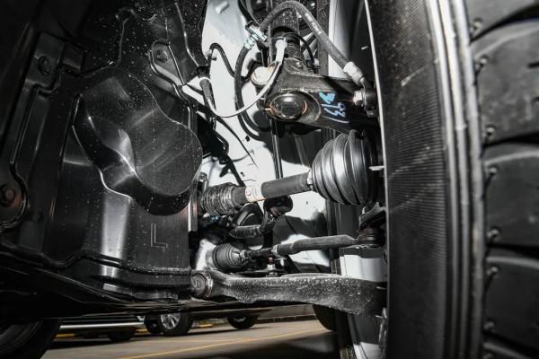 奇駿轉彎後沒有自動回正功能怎麼辦? 奇駿轉彎後沒有自動回正功能怎麼辦?