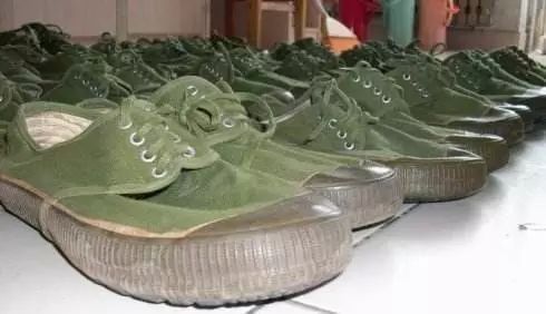 看了外國人改造的“中國風”小屋,中國網友卻沉默了:改得很好,下次不要再改了 看了外國人改造的“中國風”小屋,中國網友卻沉默了:改得很好,下次不要再改了