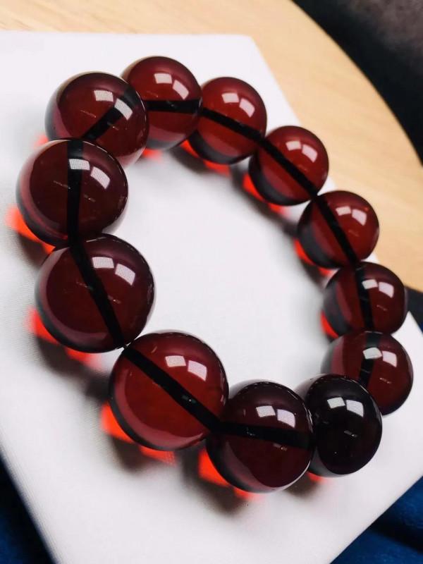 天然血珀酒紅色 天然血珀酒紅色