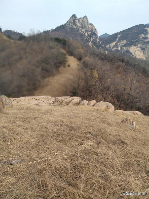 獨行泰山之走三梁