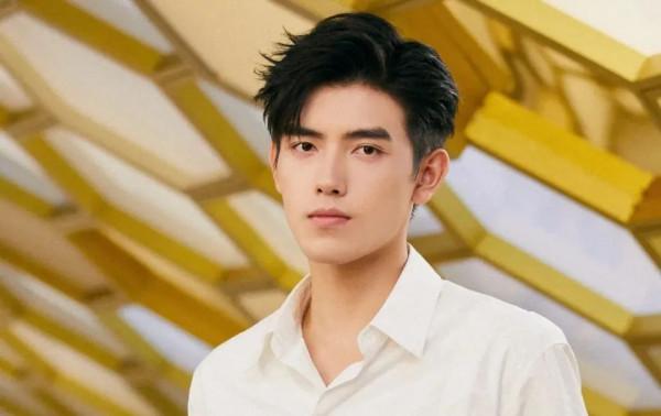 00後男演員：年輕不畏懼，有潛力更有底氣