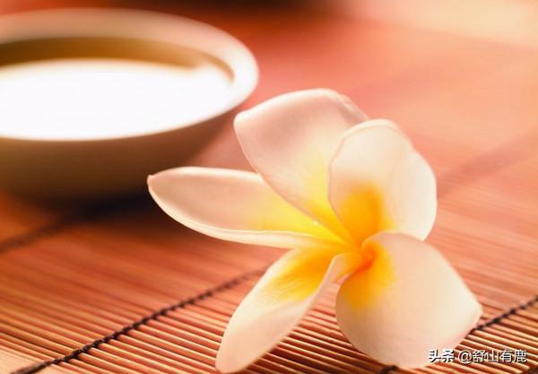 老了才明白，人生一場大夢，註定一切帶不走