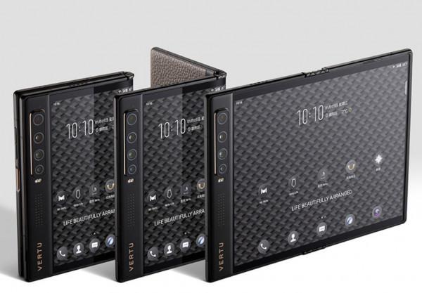 7.2寸螢幕+3360mAh電池，奢侈品牌VERTU緯圖摺疊屏新機入網