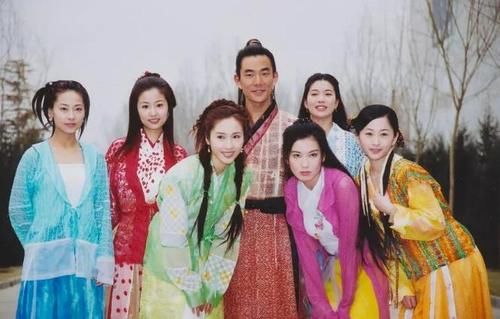 演章子怡丫鬟出道，她還是《七仙女》的青兒，35歲就結婚退圈了