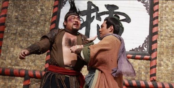 離開梁山，燕青退隱江湖，為何要趁夜摸黑挑走一擔珠寶？