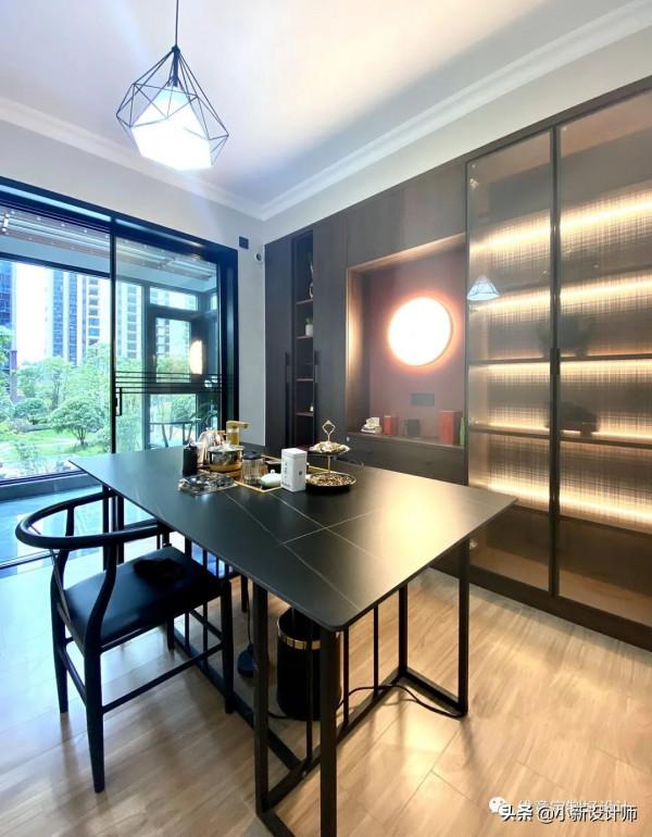 鄰居只做這一面櫃子，直接解決了半個家的收納，學到了