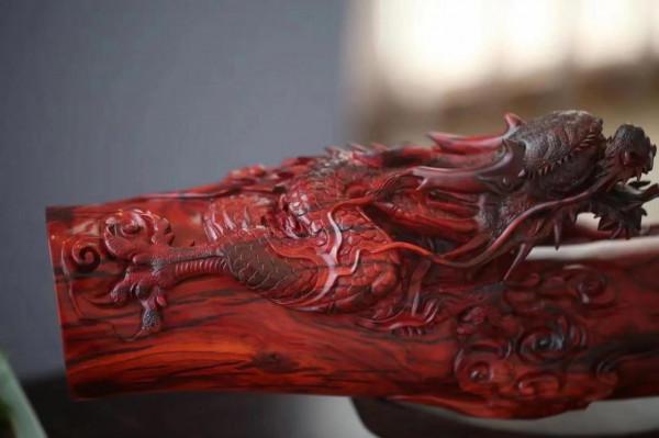 大木之上，金龍盤亙！好漂亮的手工木雕設計