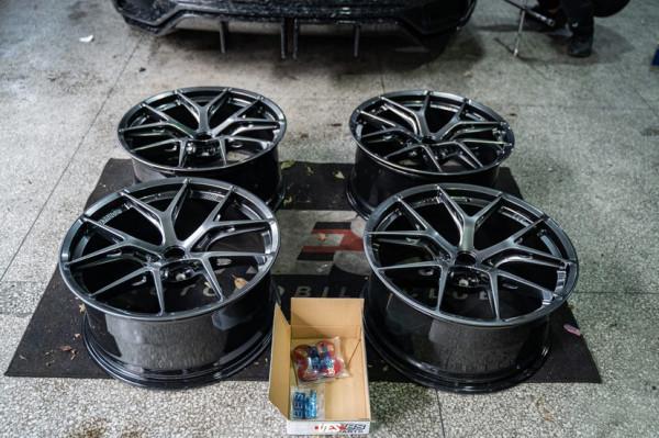 Model 3p頂級改裝案例丨碳纖維的視覺衝擊