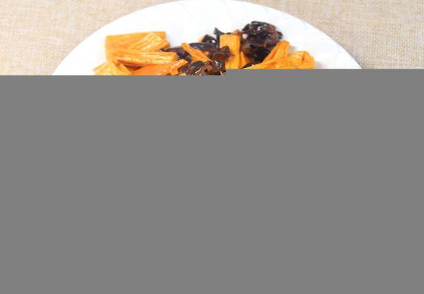 木耳和腐竹最好吃的做法,五分鐘做一盤,脆嫩爽口,開胃下飯 木耳和腐竹最好吃的做法,五分鐘做一盤,脆嫩爽口,開胃下飯