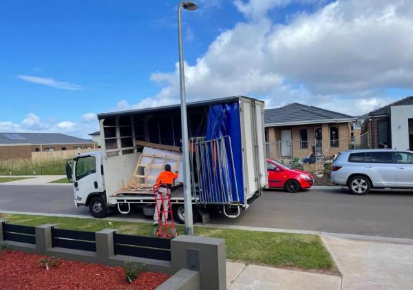 澳洲華人在國內買傢俱海運到澳洲的流程和總結