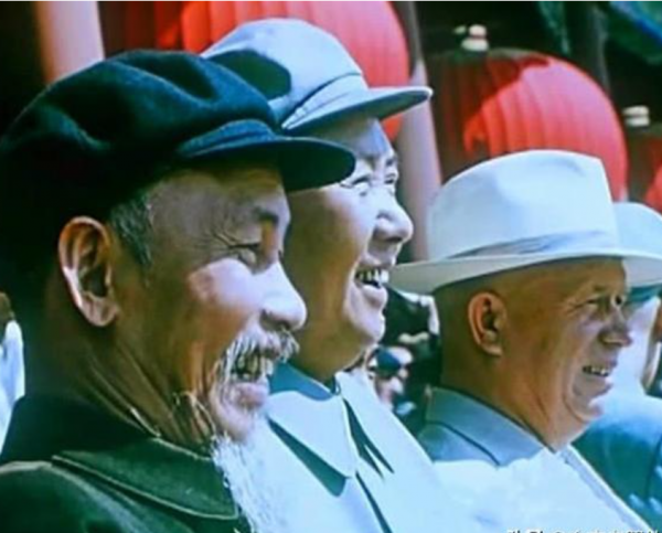大團結：社會主義三大領袖合影，主席，胡志明和赫魯曉夫