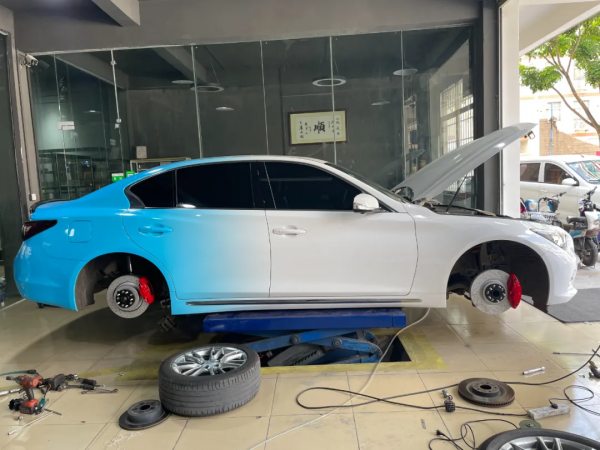 16款英菲尼迪Q50L升級Q60S前四後二卡鉗+L&amp;T絞牙避震