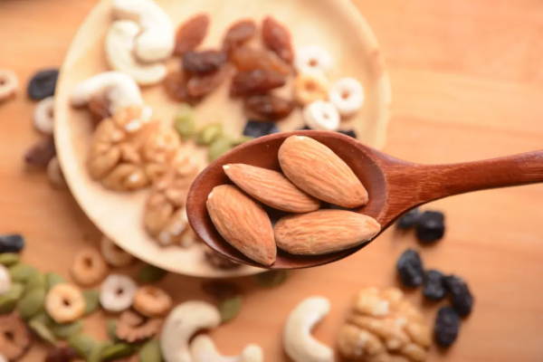 肚子餓得快怎麼減肥?選對食物,降低食慾、減少食量 肚子餓得快怎麼減肥?選對食物,降低食慾、減少食量