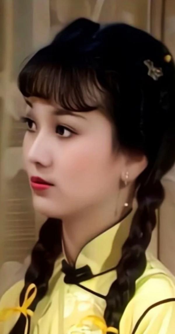 《上海灘》馮程程的美麗劇照,趙雅芝塑造的完美偶像 《上海灘》馮程程的美麗劇照,趙雅芝塑造的完美偶像