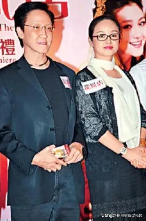 香港太平山頂“皇家”第九子向華勝葬禮但沒葬八寶山,天生情種 香港太平山頂“皇家”第九子向華勝葬禮但沒葬八寶山,天生情種