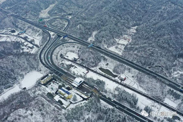 2022年春季丹江口最美雪景，你知道是哪裡嗎？