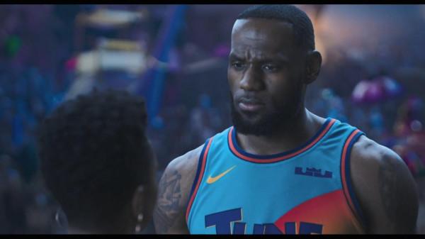 2021年福布斯收入前十運動員，C羅穩居前三