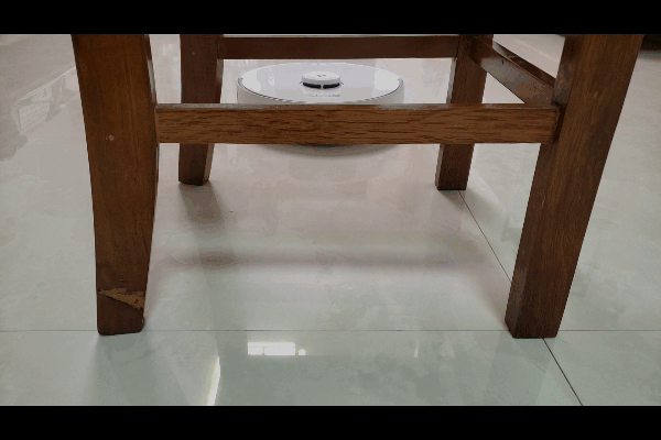 自清潔掃拖機器人橫評:美的W11與石頭G10清潔大作戰 自清潔掃拖機器人橫評:美的W11與石頭G10清潔大作戰