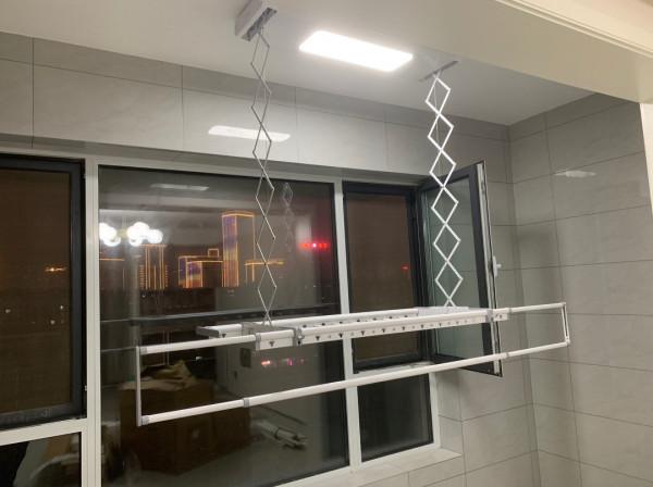 海爾智慧晾衣機:告別繁瑣享受智慧,讓生活迴歸簡單 海爾智慧晾衣機:告別繁瑣享受智慧,讓生活迴歸簡單