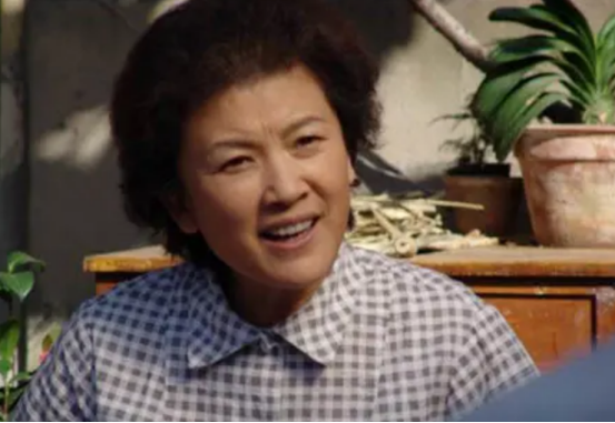 容貌出眾,60歲卻不生孩子的6位女星,楊麗萍為了跳舞拿掉孩子 容貌出眾,60歲卻不生孩子的6位女星,楊麗萍為了跳舞拿掉孩子