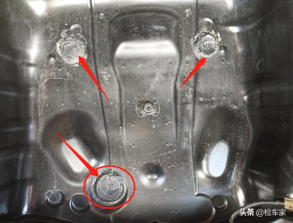 車身撞稀碎，這輛本田飛度換個馬甲賣6萬？車主：不退車就法庭見
