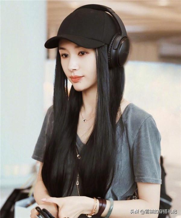 女人過了48歲儘量別留長髮、燙捲髮！推薦這5款髮型，太減齡