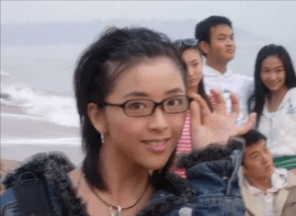 “傻姑”黃小蕾：被杜淳追求，38天閃婚閃孕，被迪士尼封殺