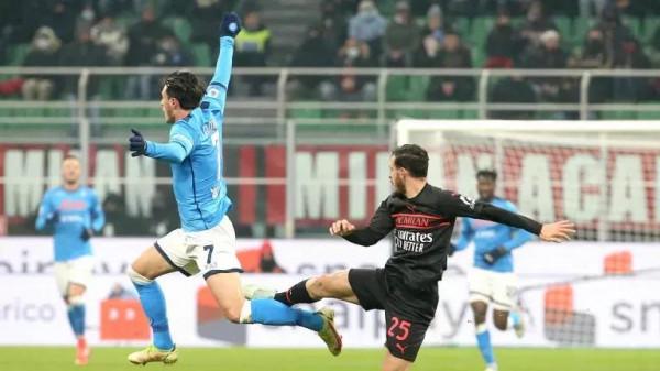 AC米蘭隊進球被取消主場0:1不敵那不勒斯隊 AC米蘭隊進球被取消主場0:1不敵那不勒斯隊