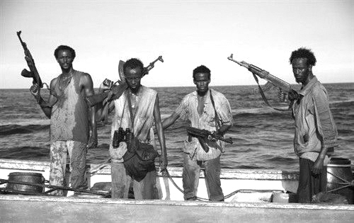 中國船員勇鬥索馬利亞海盜,手無寸鐵擊退三波進攻,他們如何做到的 中國船員勇鬥索馬利亞海盜,手無寸鐵擊退三波進攻,他們如何做到的