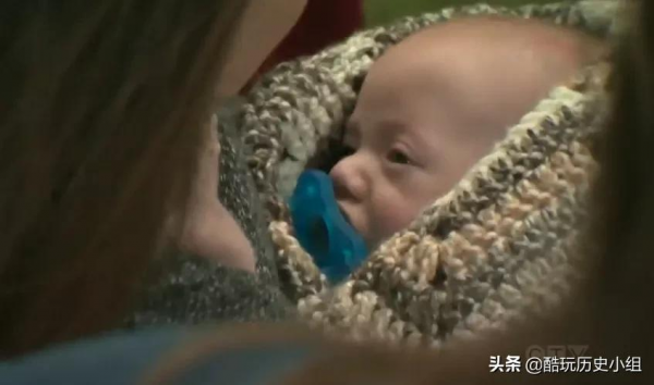 世界首例 加拿大重病女子依靠ECMO產下孩子 醫生稱之為醫學奇蹟