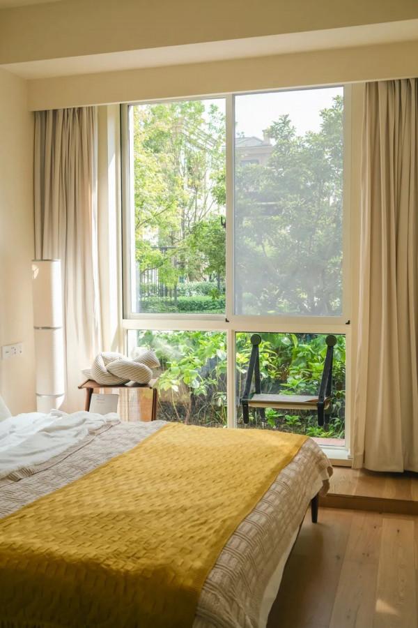 她在30歲前實現了家的夢想：落地窗大浴缸，春看櫻花秋賞楓葉