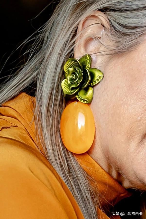 大S離婚後近照意外曝光，氣色紅潤和好友喝酒慶祝 | 鄭爾摩斯週報