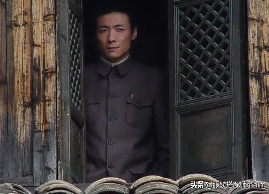 戲裡她是農婦王秀娥，戲外在中戲當老師，教出的學生都是演技派