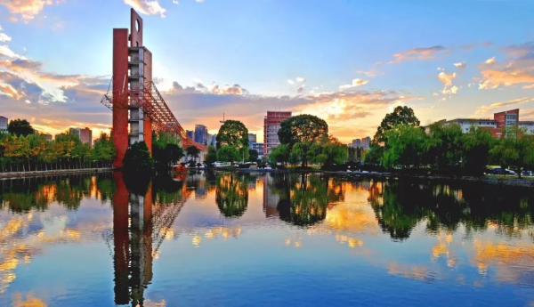 中等生注意！杭州和桂林這兩所院校分數線低，但畢業就業率高