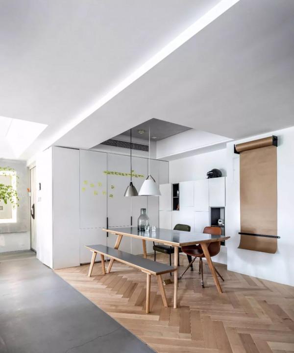 北漂小夫妻的新家火了，140㎡三室兩廳一一打通，入戶就有豪宅範