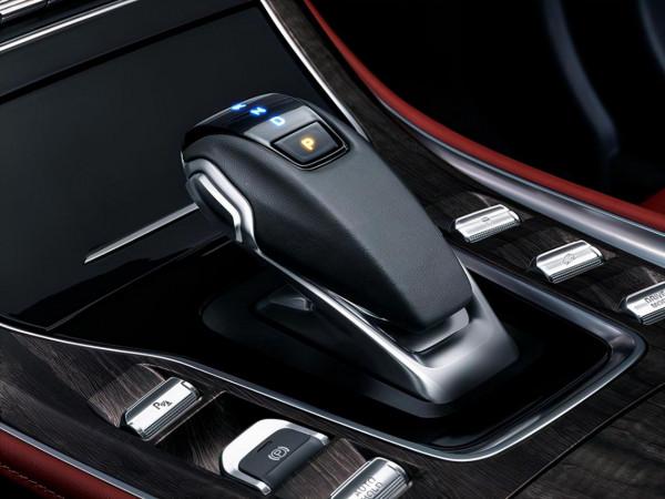 1.5T最大184馬力，車長超4米7配6座，定位中型SUV，起步不足十萬