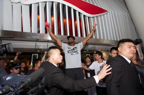 韋德ComplexCon專訪:想和李寧再合作20年30年 韋10代表進化的DNA 韋德ComplexCon專訪:想和李寧再合作20年30年 韋10代表進化的DNA