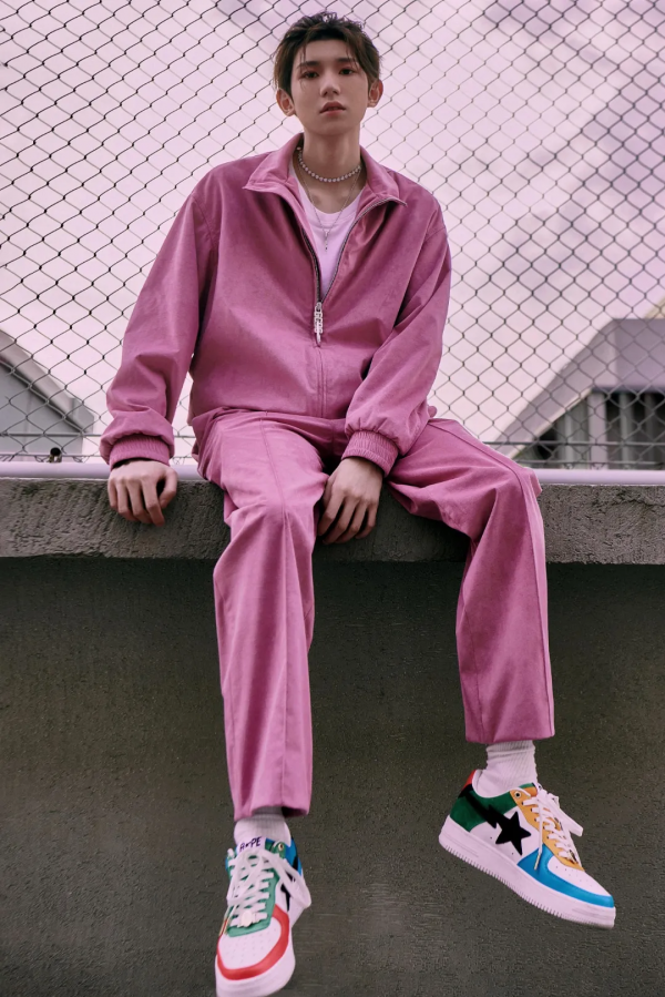 全世界《魷魚遊戲》的粉絲,靠衣服相認了 全世界《魷魚遊戲》的粉絲,靠衣服相認了