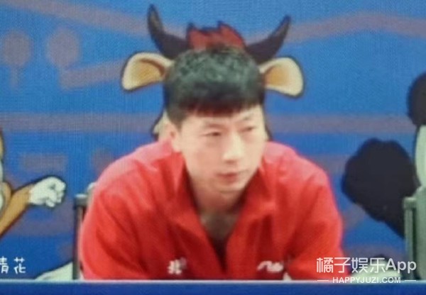 朱正廷年紀輕輕就脫髮？鹿晗頂著籃球聊天，毛不易或許會隱身？