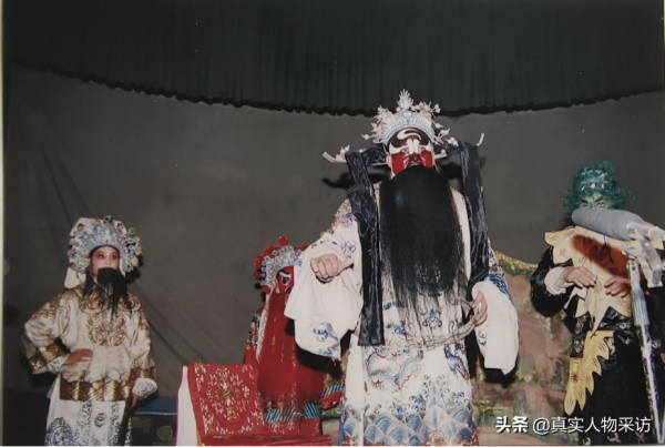 我,兩期《梨園春》擂主,因安分守己,錯過財富,63歲還在求生存 我,兩期《梨園春》擂主,因安分守己,錯過財富,63歲還在求生存