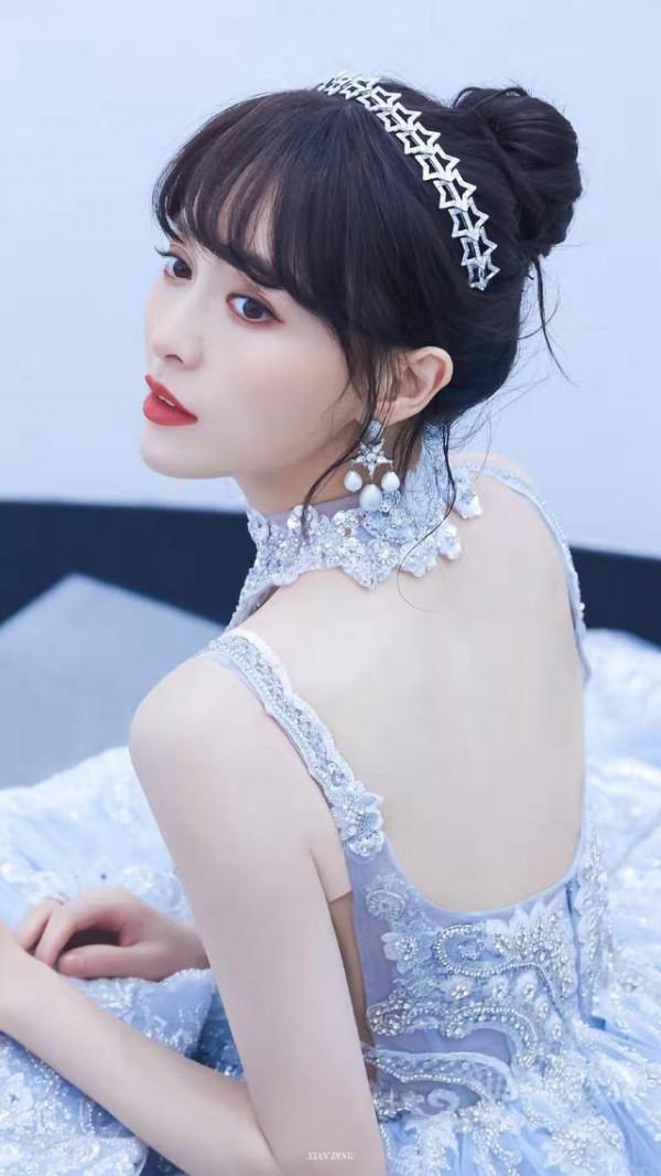 唐嫣這是仙女下凡了吧，還是會發光的仙女