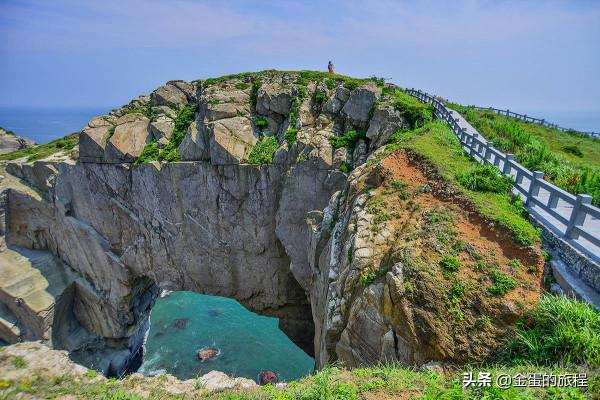 江浙地區海水最藍的大型列島，海鮮出名又是著名海釣勝地，漁山島