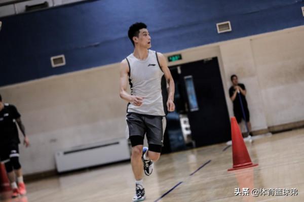 首鋼距離奪冠還差哪些?這次雙塔也只是表象,外線才是真正根源 首鋼距離奪冠還差哪些?這次雙塔也只是表象,外線才是真正根源