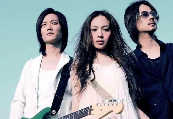 開公司也五五分,鳳凰傳奇的清醒,打臉六對因利益反目成仇的組合 開公司也五五分,鳳凰傳奇的清醒,打臉六對因利益反目成仇的組合